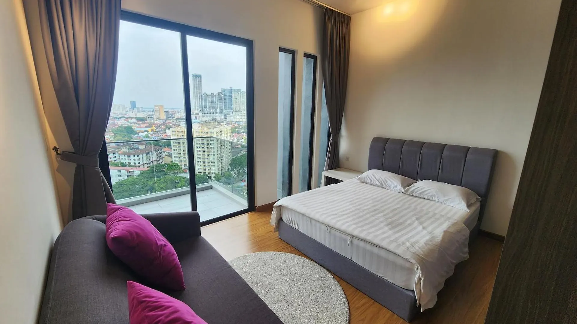 Beacon Executive Suites - George Town